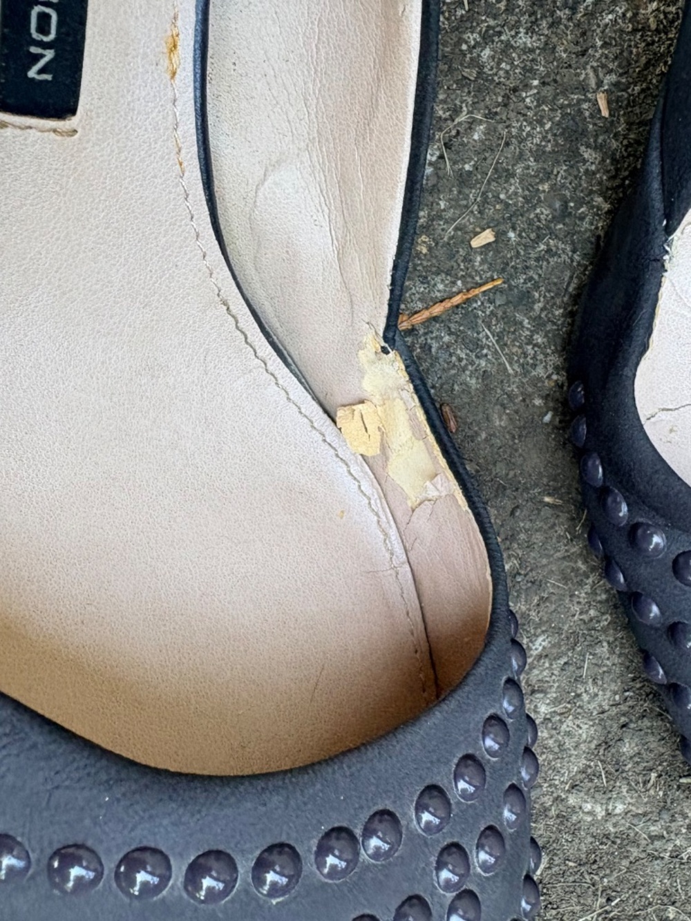 Heels - Picture 3 of 4